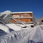 Hotel Base Aktivhotel Montafon