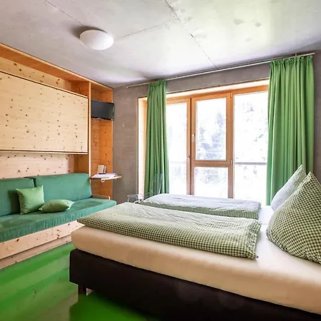 Hotel Base Aktivhotel Montafon