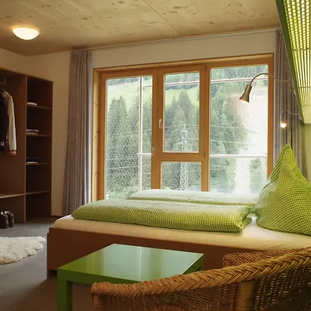 酒店 Base Aktivhotel Montafon 3*