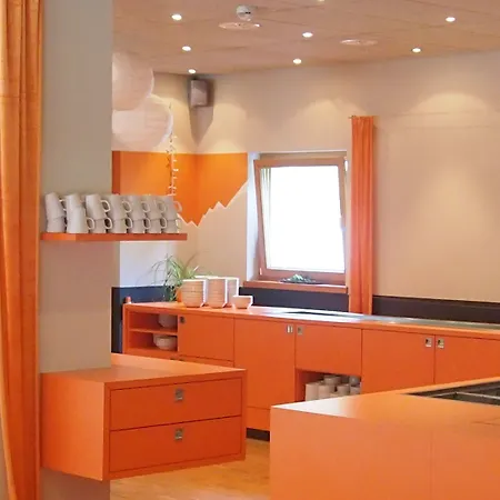 Base Aktivhotel Montafon 3* 圣加伦基希