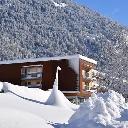 Base Aktivhotel Montafon 圣加伦基希