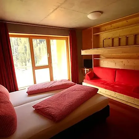 Hotel Base Aktivhotel Montafon