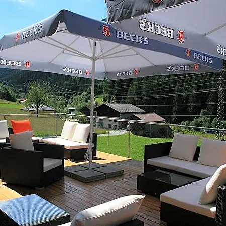 Base Aktivhotel Montafon Hotel 3*