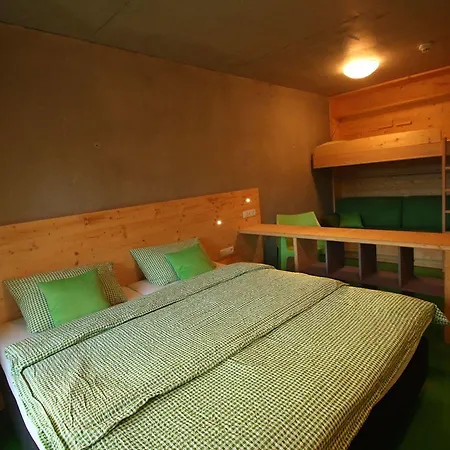 Hotell Base Aktivhotel Montafon