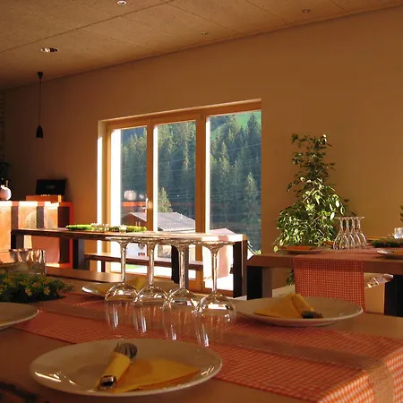 Base Aktivhotel Montafon Hotell 3*