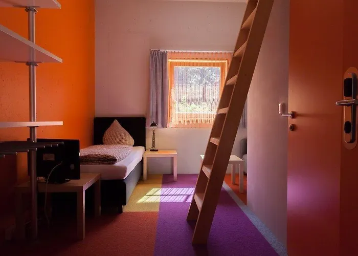 Base Aktivhotel Montafon Hotel 3*